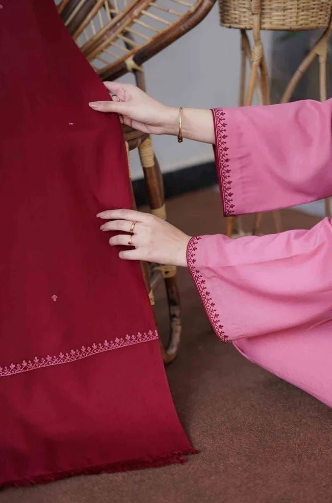 Aisling - 3PC Unstitched Dhanak Embroidered Shirt with Embroidered Dupatta and Trouser
Regular priceRs.3,999.00 PKR