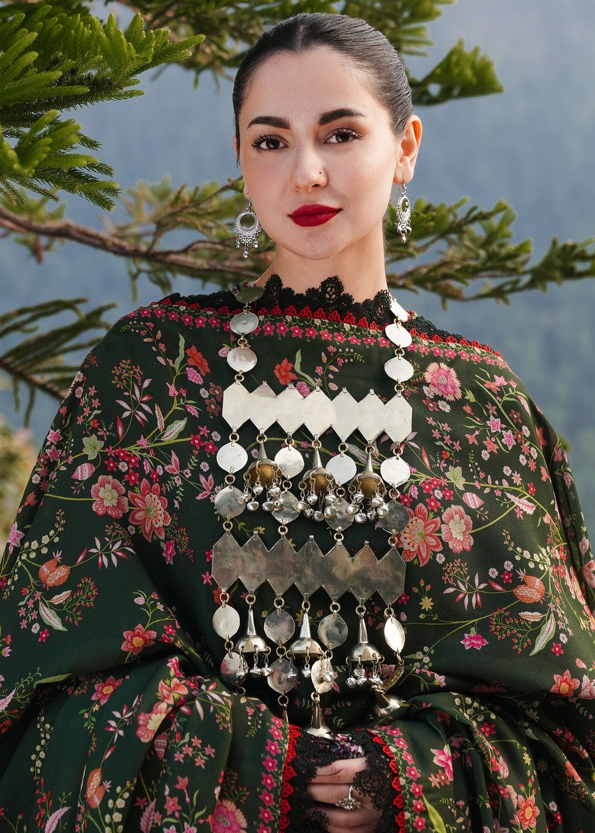 HUSSAIN REHAR DHANAK EMBROIDERED WINTER 3PC WITH DHANAK EMBROIDERED SHAWL