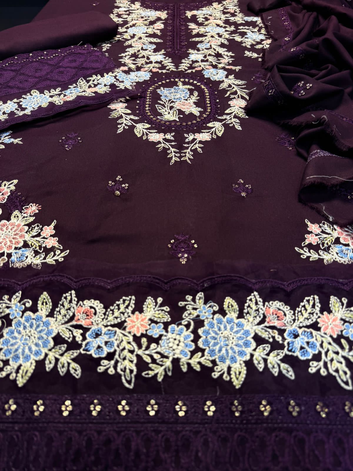 MARIA B* 3pc Wedding Winter Collection
CODE#7284