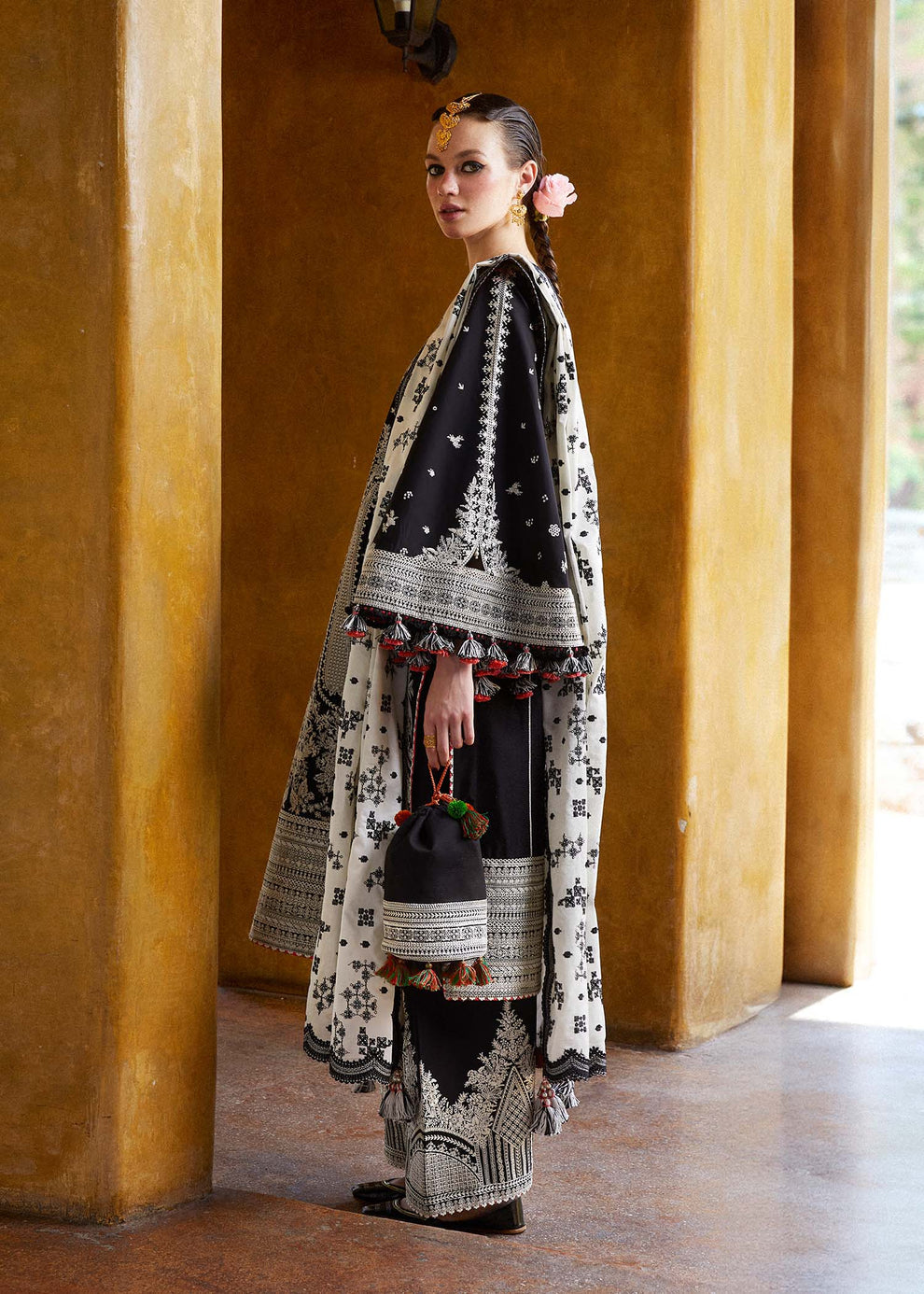 Hussain Rehar 004 3PC Unstitched Luxury dhanak  Heavy Embroidered Suit