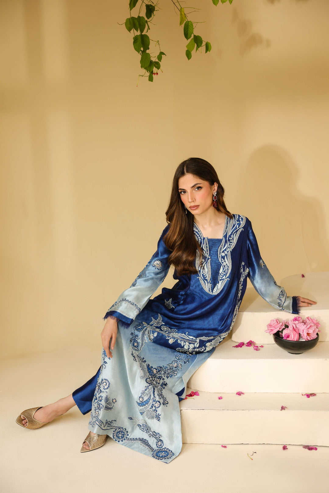 Silk unstitch double shade digital printed Most luxury article arrived