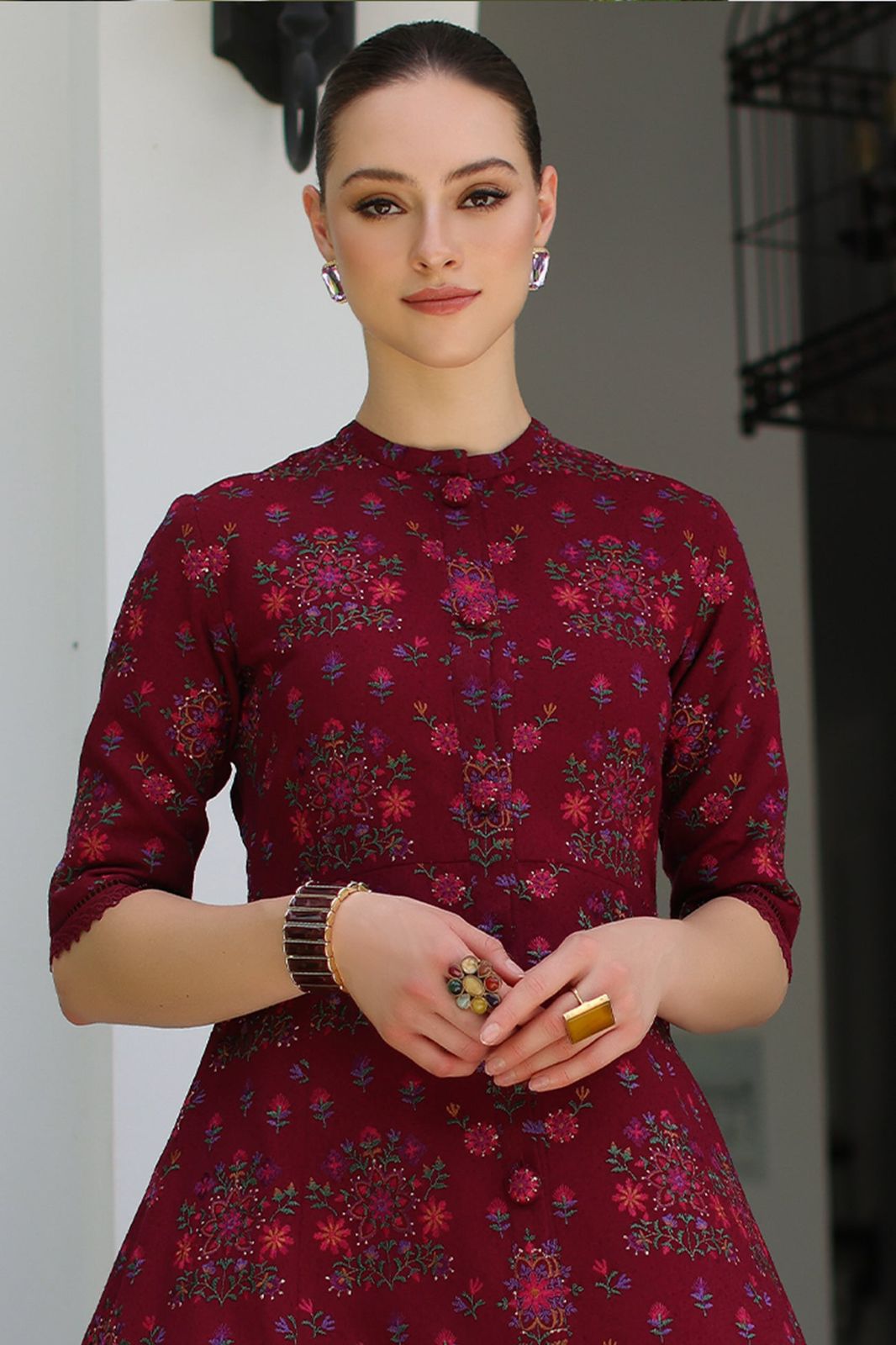 *_Bareeze 1093_*🍂

*Luxury Embroidered 3-Piece*
*STUFF: Best Export Quality Airjet Lawn (90/70)*