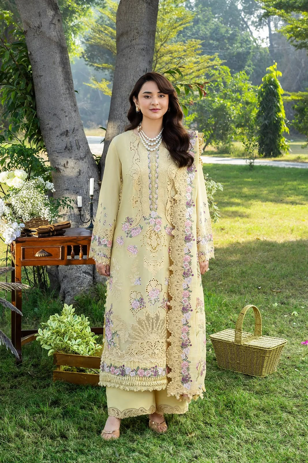 AKBAR ASLAM HIT DESIGN