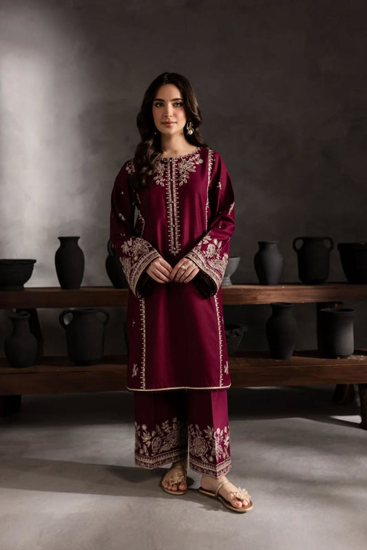 *BRAND NAME* BATIK
_WEAR BY THE GORGEOUS ACTRESS_

*FABRIC*
PREMIUM AIR-JET LAWN
*LAWN QUALITY* 💯% GUARANTEED