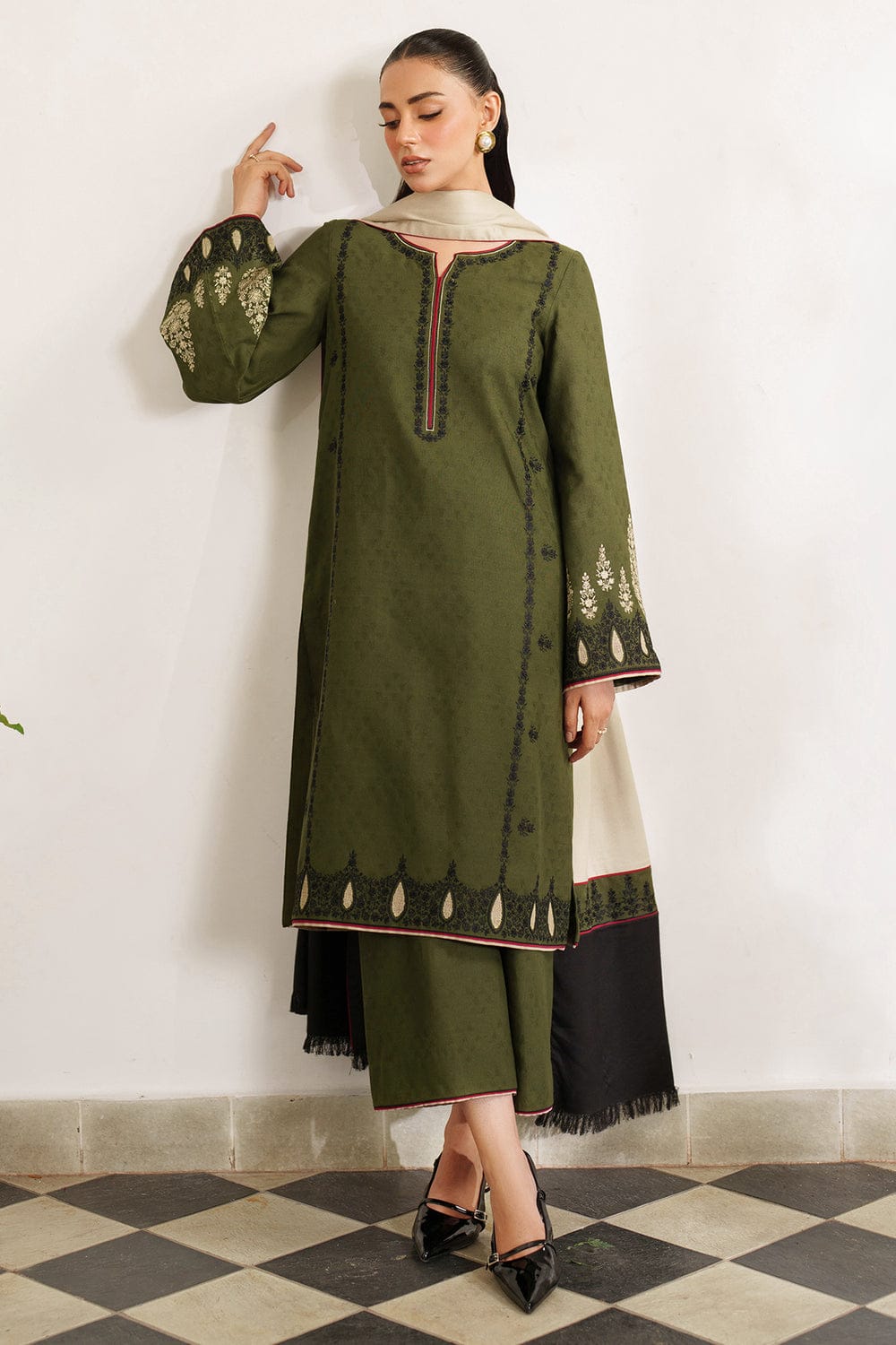 *BRAND: JAZMIN WINTER COLLECTION 2025*

*DHANAK STUFF*