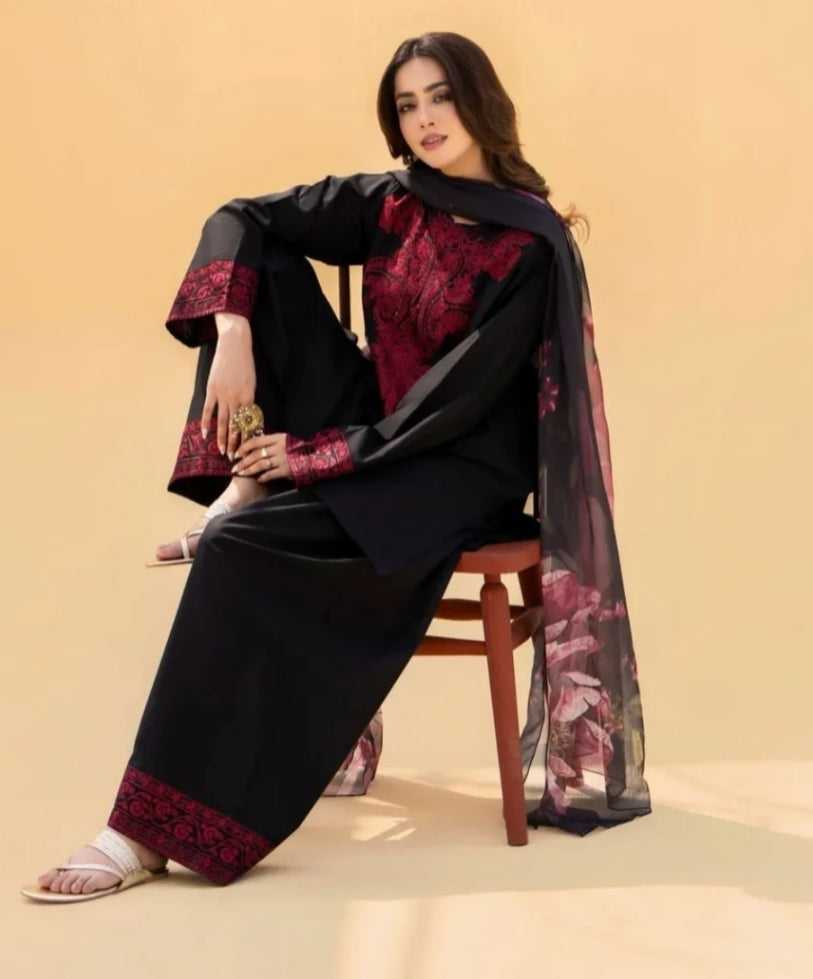 Zullbury 3Pc lawn 90/70 With Heavy Embroidery