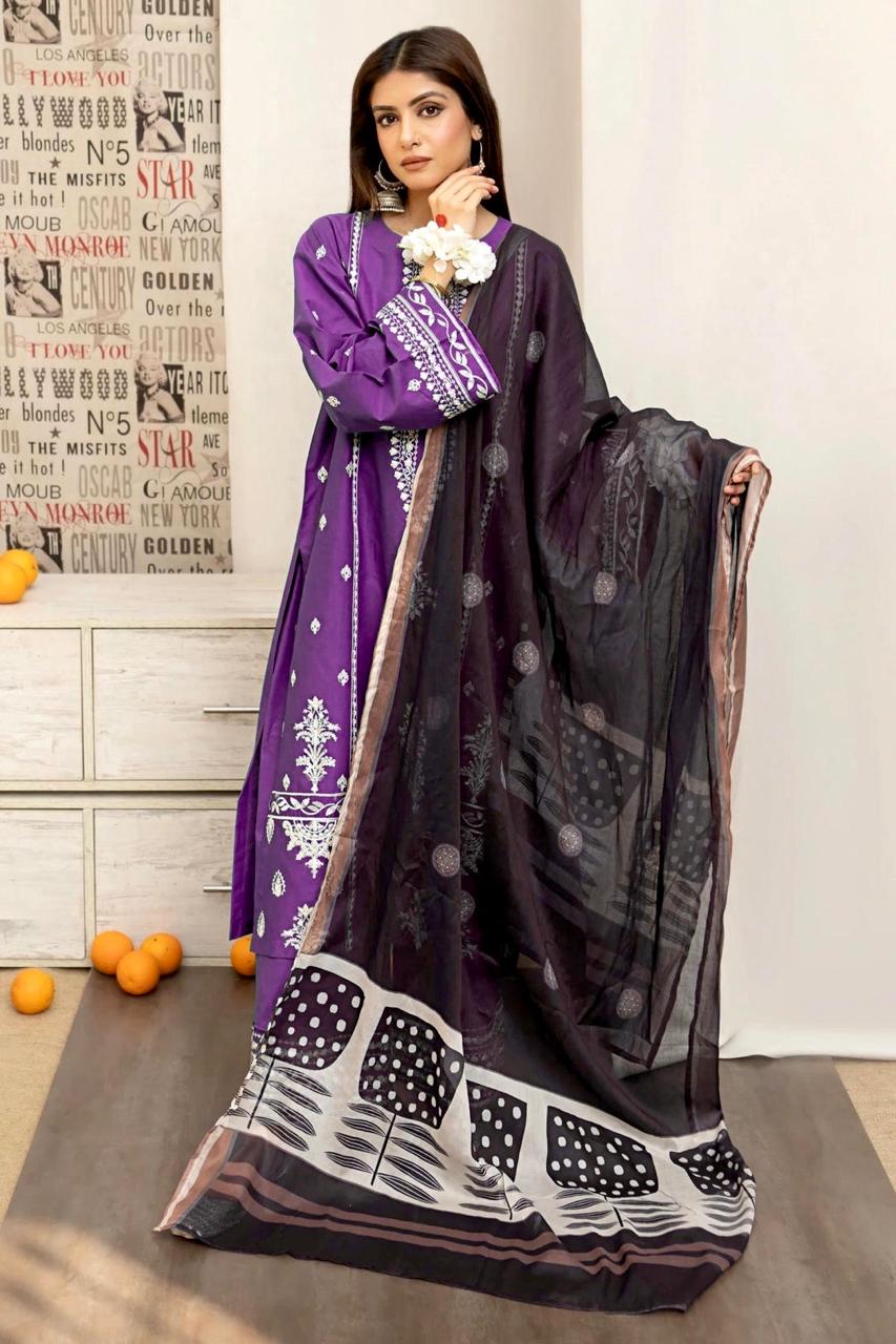 *BRAND NAME : URGE*_
CATEGORY : DHANAK 3PC Embroidered*