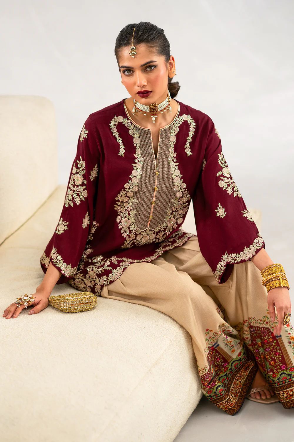 ETHNIC SILK TWO PIECE Hit Code