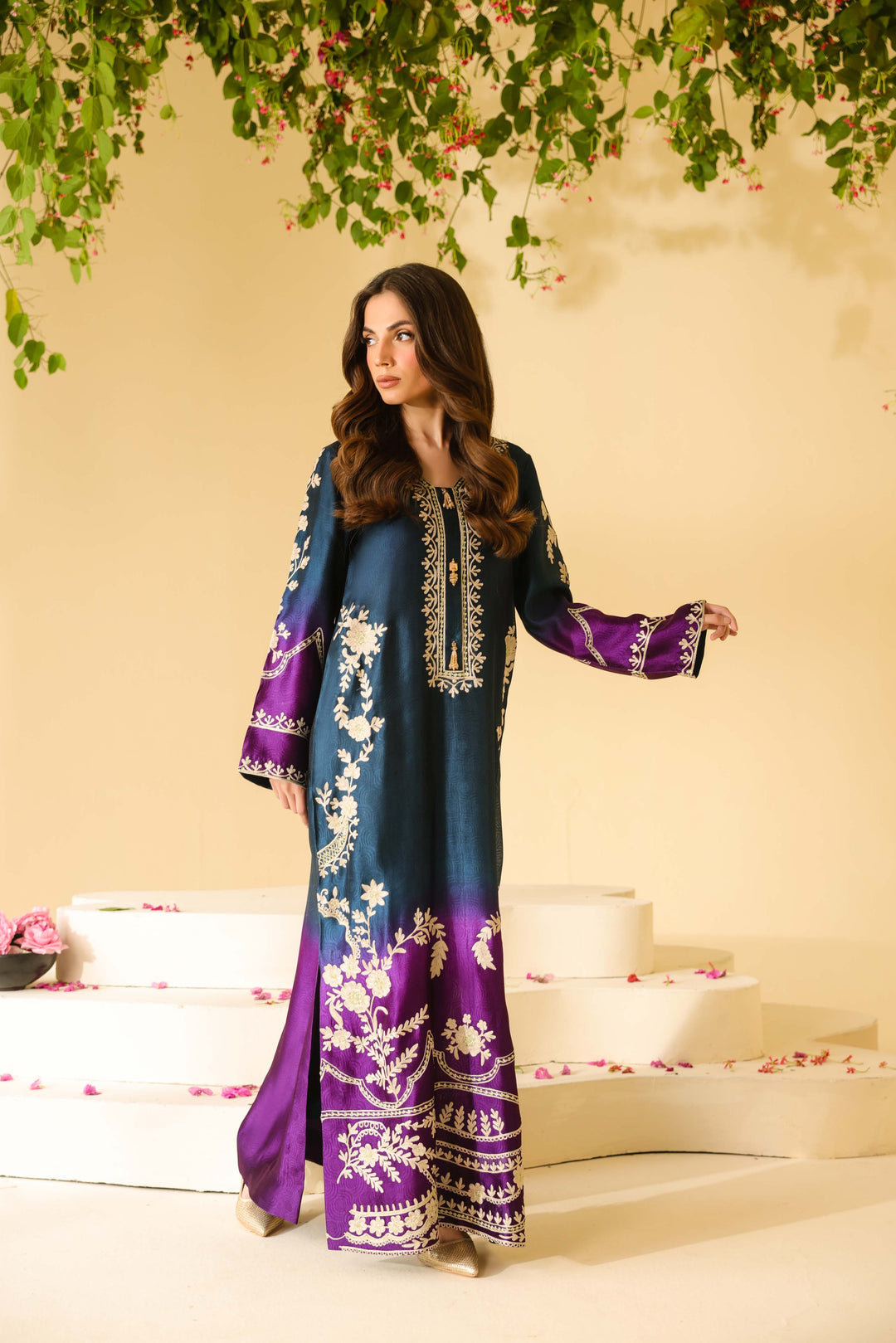 Silk unstitch double shade digital printed Most luxury article arrived