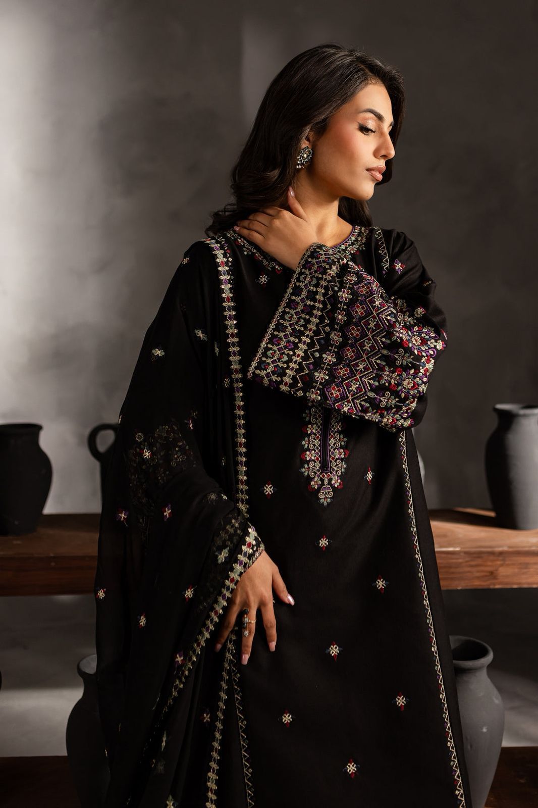 *Batik MOST DEMANDING EDITION*
*03PCS UNSTITCHED SUIT*
*FABRIC Lawn 90’88*