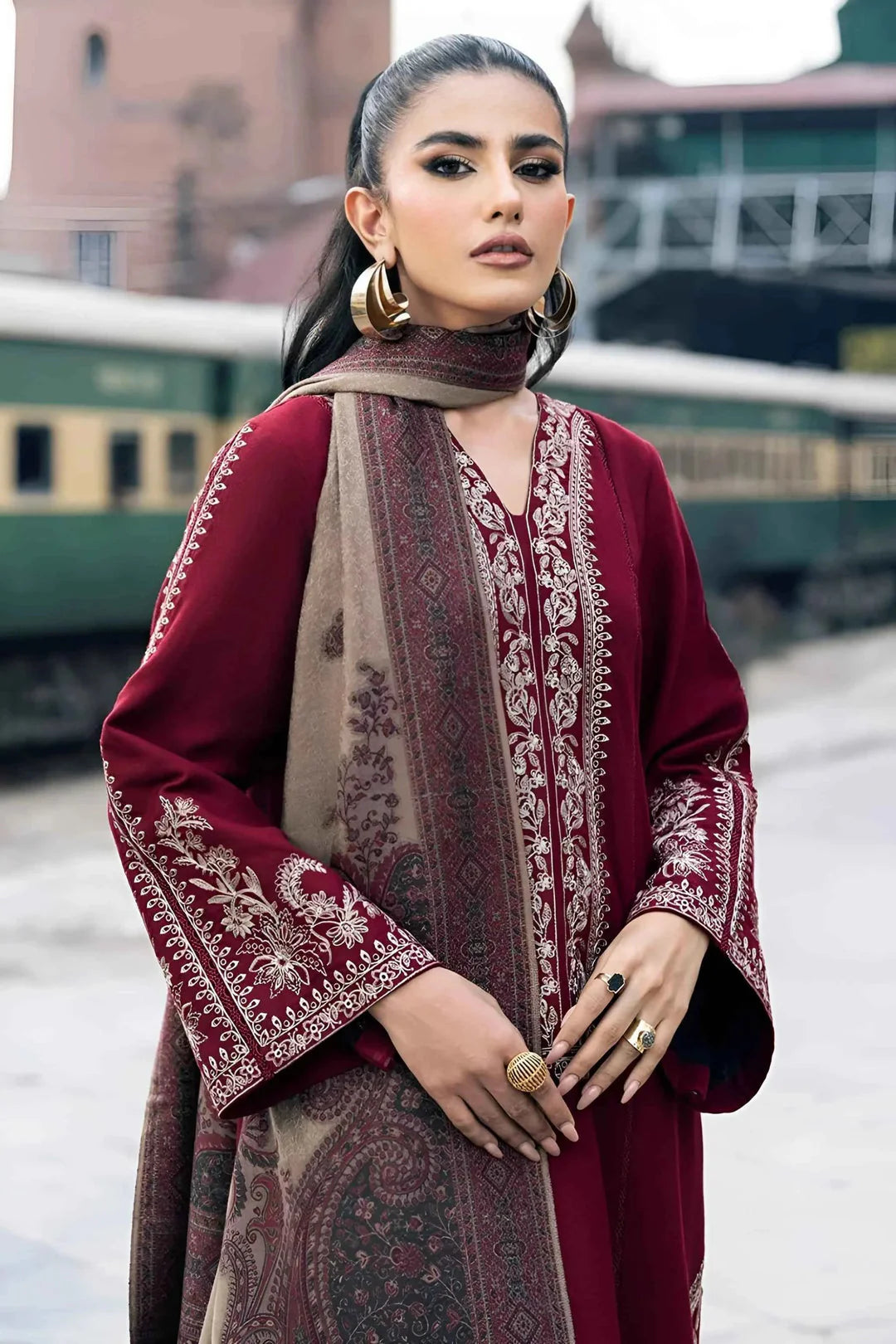 IZEL 3PC LAWN 90/88 AIR-JET UNSTITCHED EMBROIDERED SHIRT WITH TROUSER AND MONARK DUPATTA