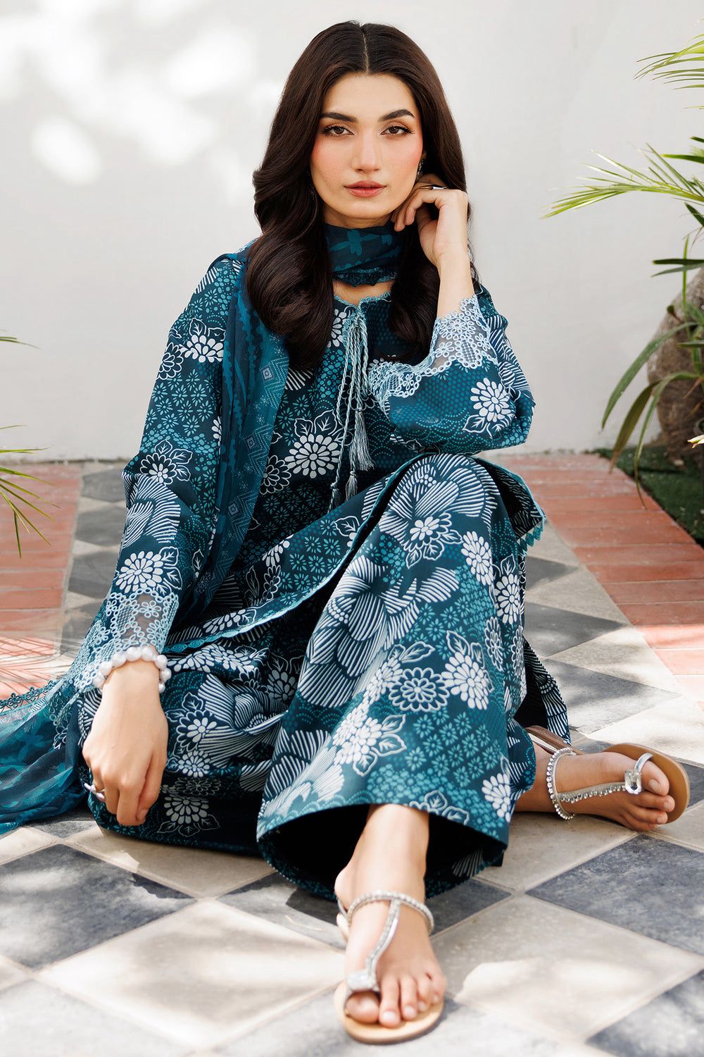 Lawn collection 2026
*Baroque MOST DEMANDING EDITION*
*03PCS UNSTITCHED SUIT*
*FABRIC Digtal printed lawn90/88*