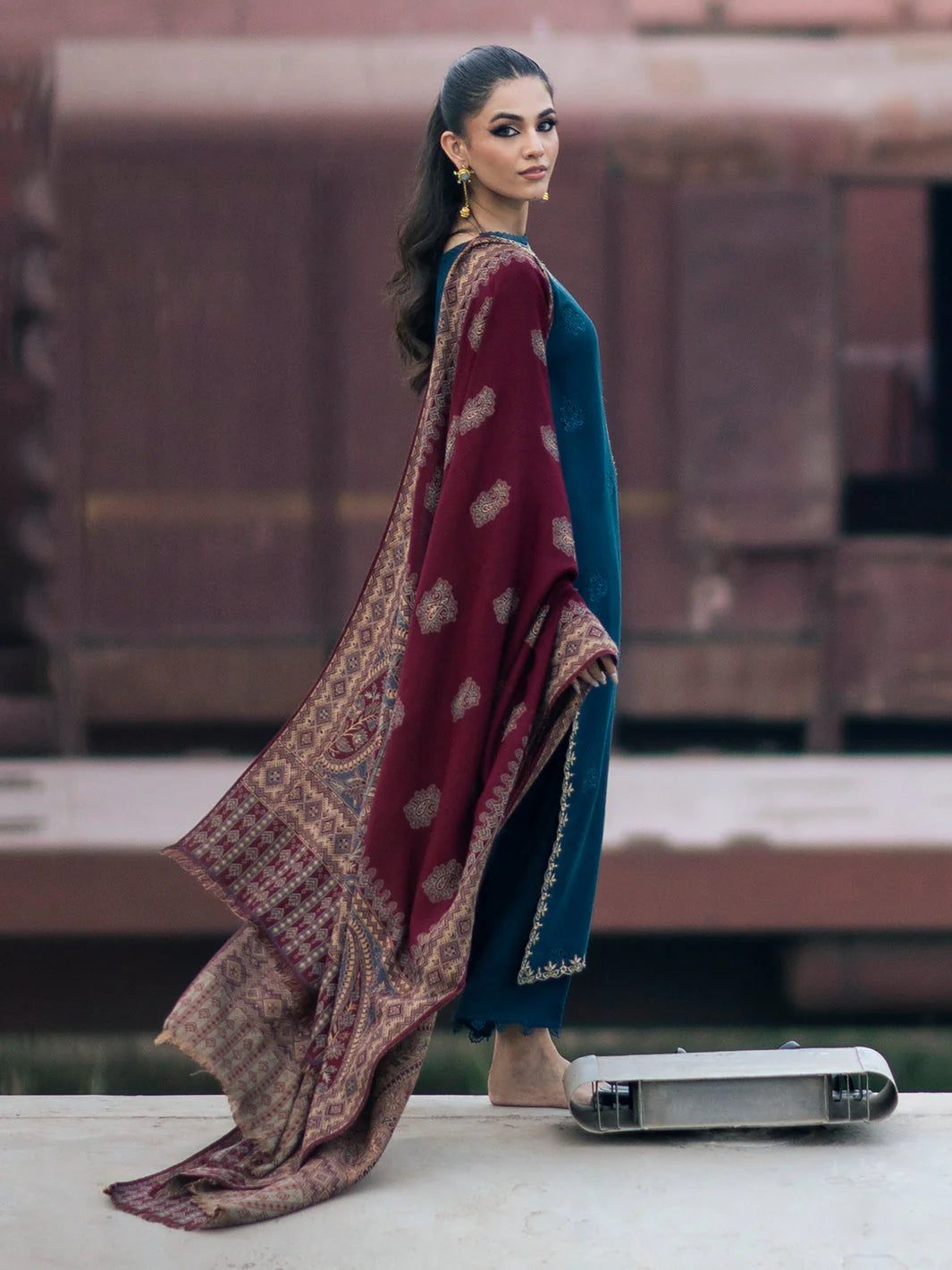 IZEL 3PC LAWN 90/88 AIR-JET UNSTITCHED EMBROIDERED SHIRT WITH TROUSER AND MONARK DUPATTA