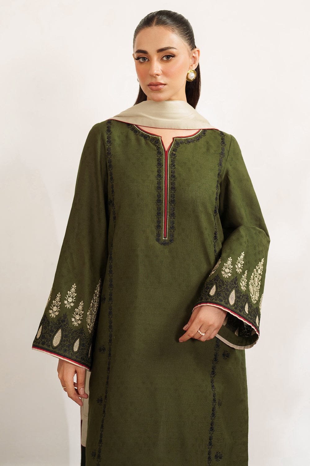 *BRAND: JAZMIN WINTER COLLECTION 2025*

*DHANAK STUFF*