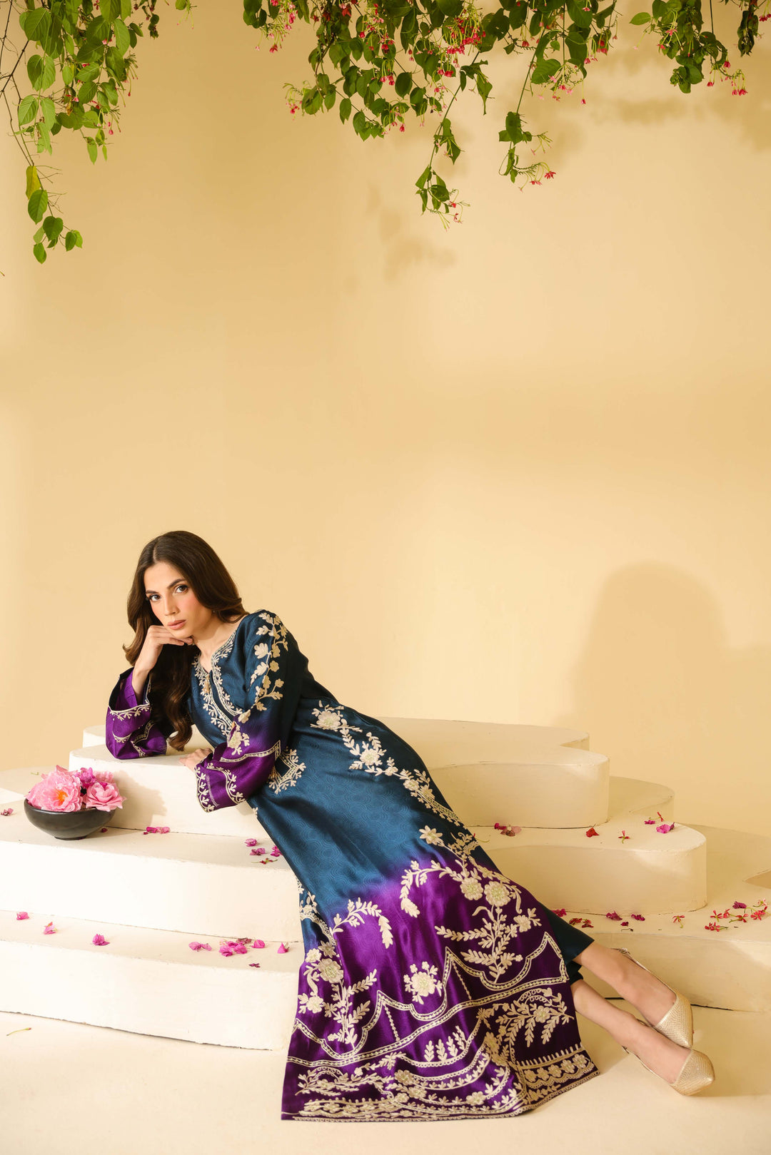 Silk unstitch double shade digital printed Most luxury article arrived