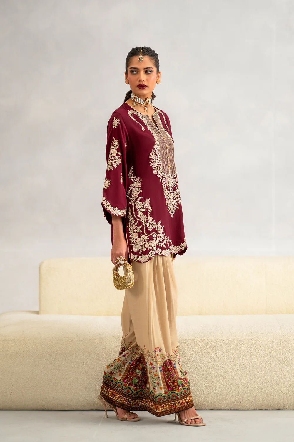ETHNIC SILK TWO PIECE Hit Code